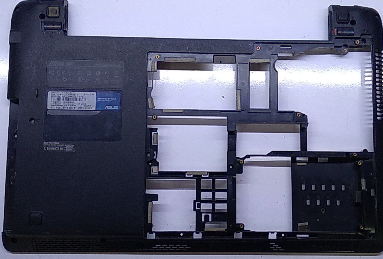 photo_2025-07-15_19-14-18 قاب کف لپ تاپ ایسوس K52 D - Image 1