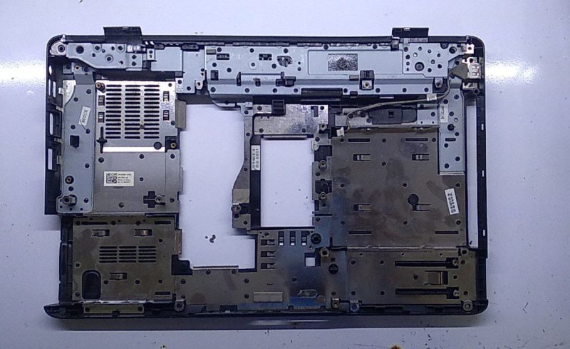 قاب کف لپ تاپ دل Inspiron 1545 مشکی - Image 2