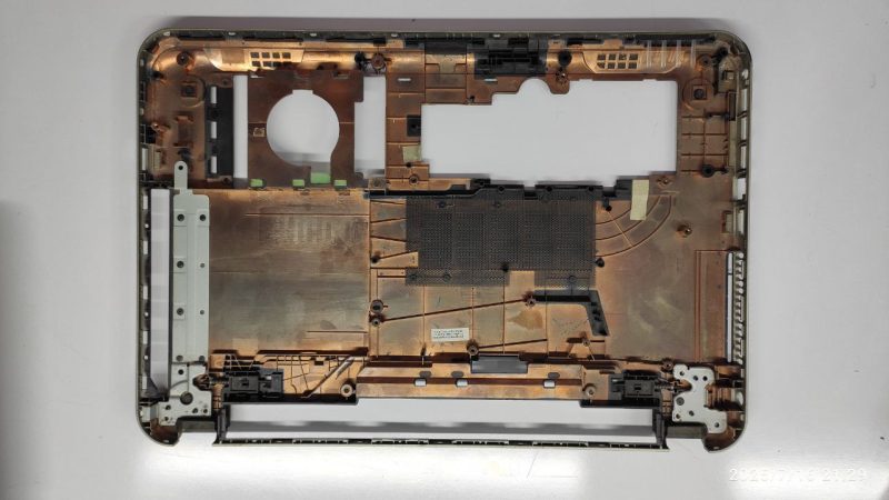 قاب کف لپ تاپ دل DELL 15R-5537 - Image 2