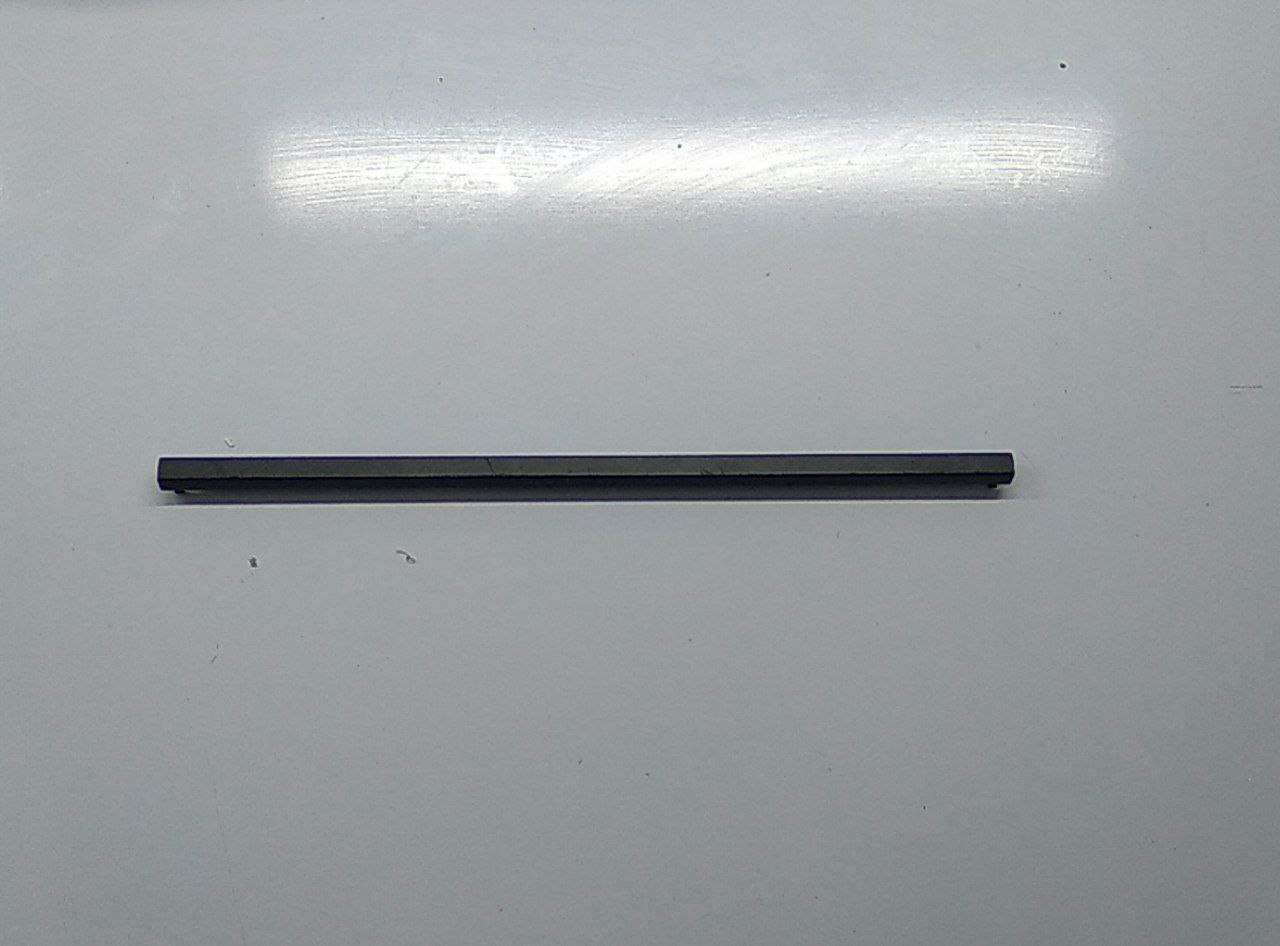 photo_2025-07-19_12-47-18 قاب پایین جلو ال سی دی 650 G1 مشکی-استوک - Image 1