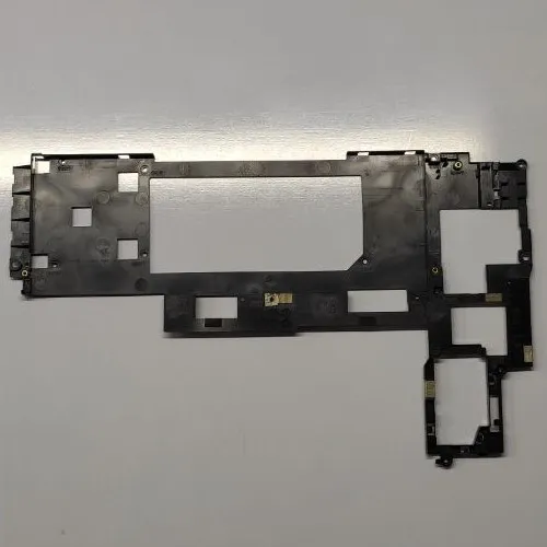 photo_2025-10-13_20-10-42_11zon درب پوش بین قاب کف و کنار کیبورد لپ تاپ دل DELL Latitude 5420 - استوک - Image 1