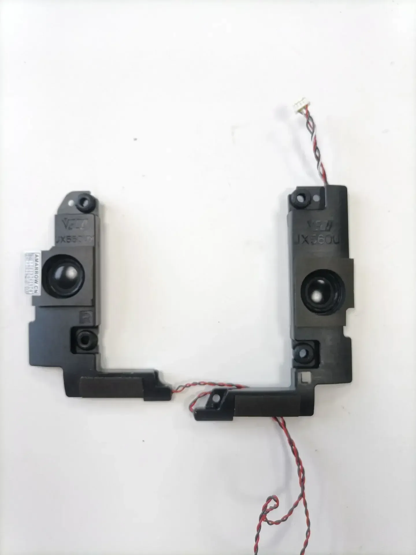 download (51) اسپیکر لپ تاپ ایسوس UX560UX - استوک - Image 1